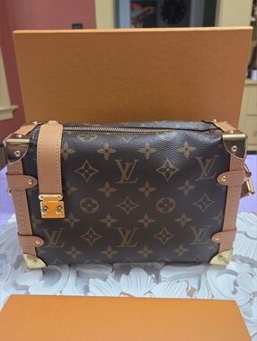 Louis Vuitton Monogram Side Trunk MM